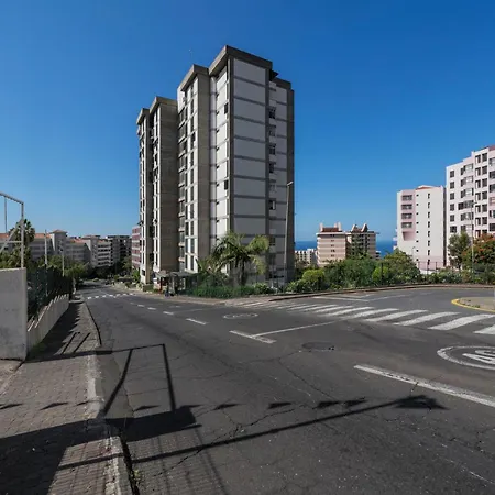 America By An Island